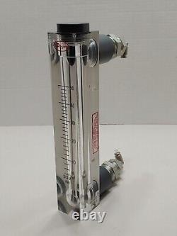 Dwyer VFC-122 SCFM Air Flow Meter T09AB VFC SERIES Air Line Not Included