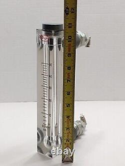 Dwyer VFC-122 SCFM Air Flow Meter T09AB VFC SERIES Air Line Not Included