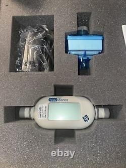 TSI Model 4040 F Mass flowmeter for gasses Air, O2, N2, Air/O2 Mixture 4040F